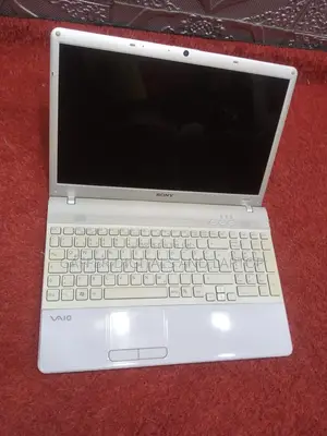 New Laptop Sony VAIO E14A25CN 4GB Intel Core I3 HDD 320GB