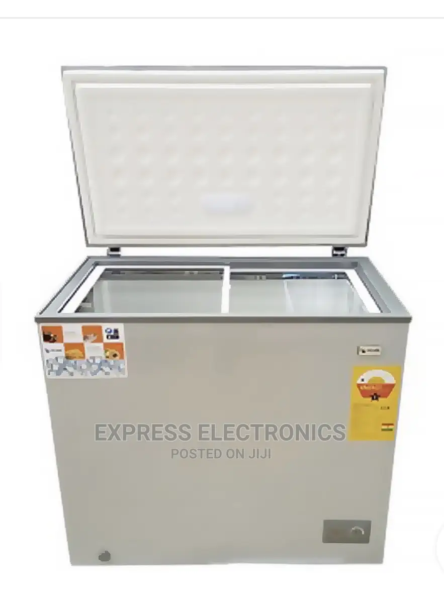 Lock and Key Pearl Chest Freezer (PCF380 316 Litres)