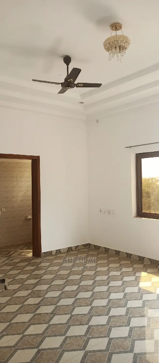 3bdrm Apartment in Musuke Estate, Pillar 2 for Rent