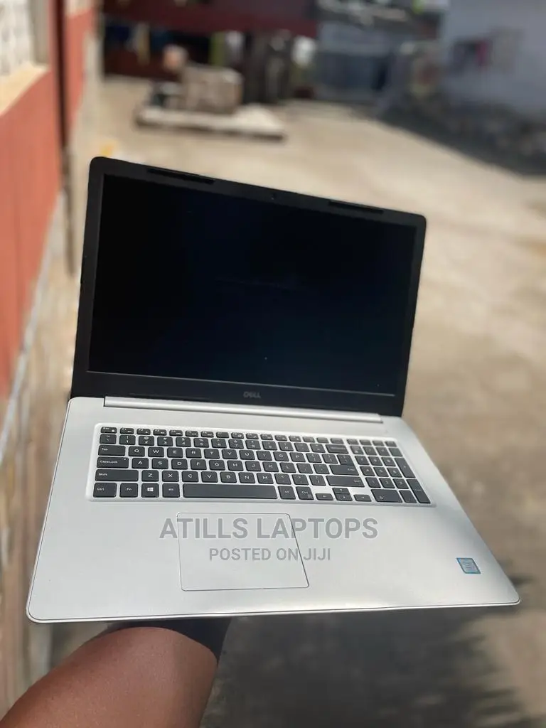 Laptop Dell Inspiron 17 5759 16GB Intel Core I7 HDD+SSD 1.5T