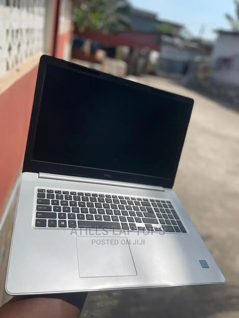 Laptop Dell Inspiron 17 5759 16GB Intel Core I7 HDD+SSD 1.5T