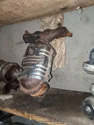 Engine and Exhaust CATALYTIC CONVERTER in Stock for All Cars