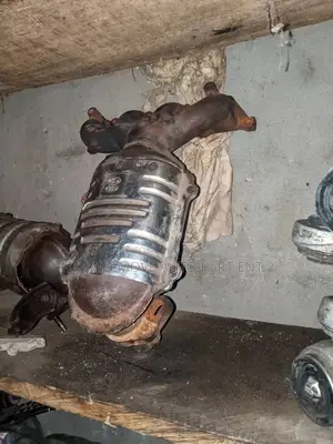 Engine and Exhaust CATALYTIC CONVERTER in Stock for All Cars