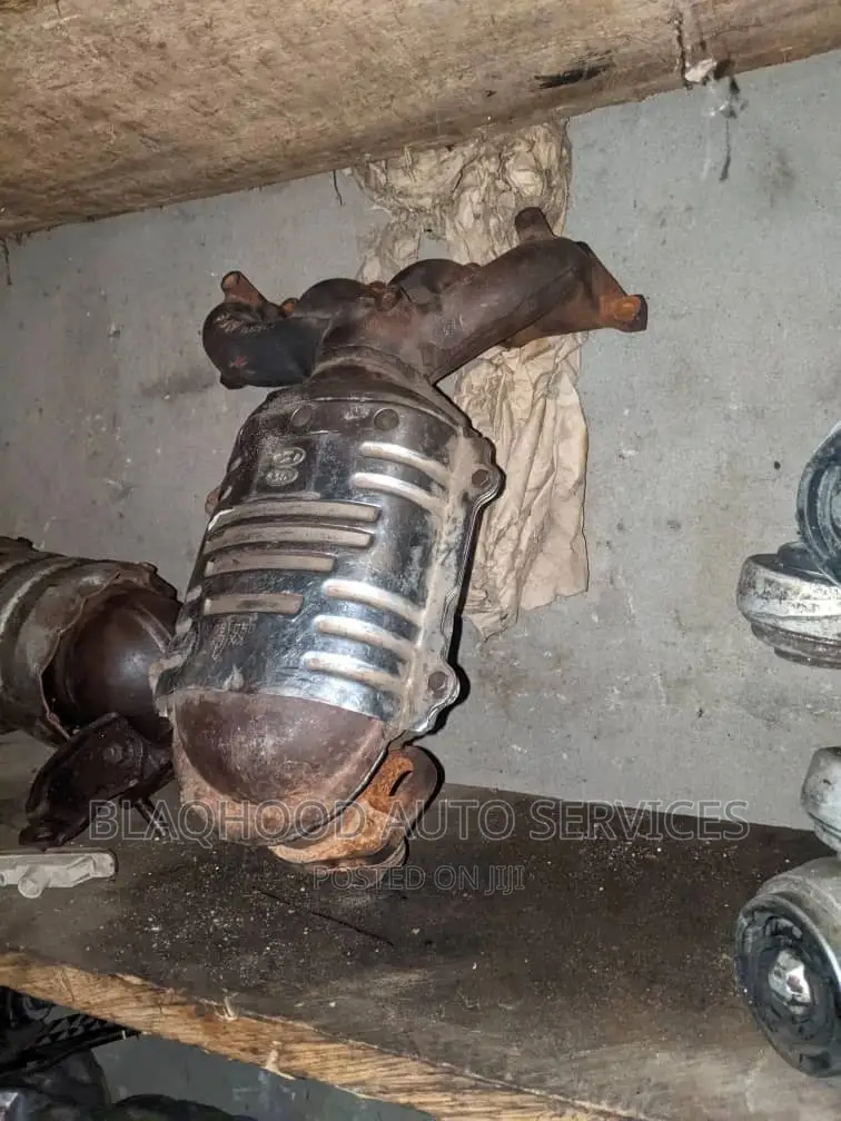 Engine and Exhaust CATALYTIC CONVERTER in Stock for All Cars