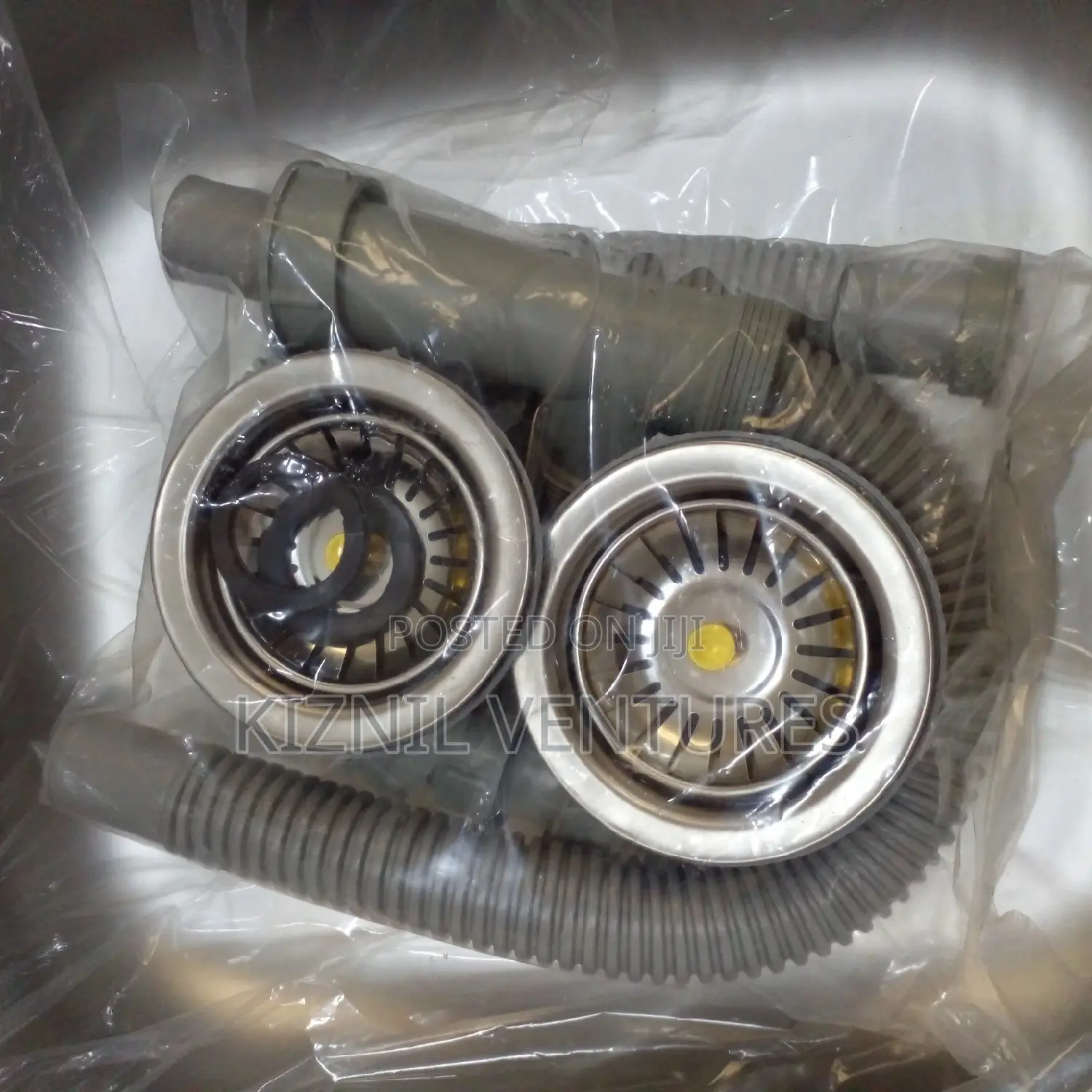 Kitchen Sink + Tap + Drainer