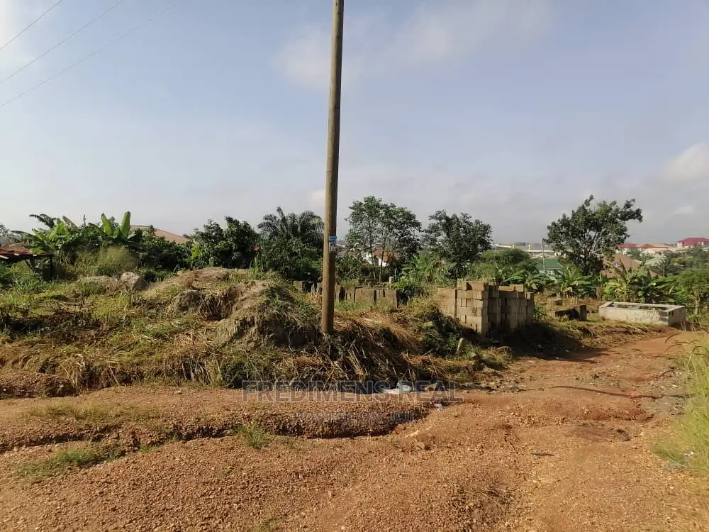 5bdrm Apartment in Fredimens Real, Kumasi Metropolitan for sale