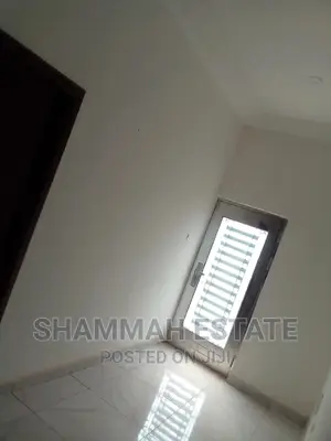 3bdrm Apartment in Aiding Estate, Sunyani Municipal for rent