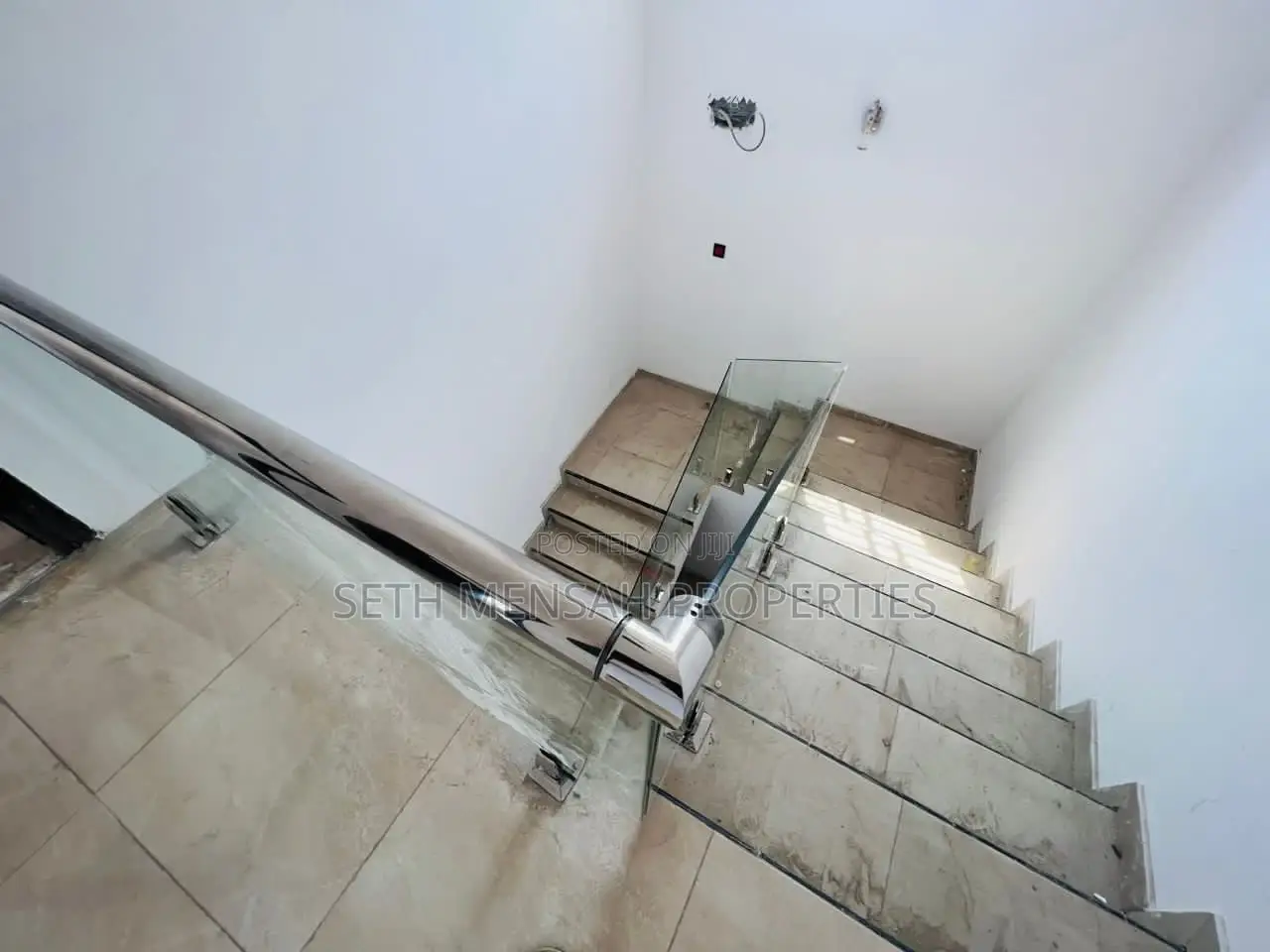 4bdrm House in 4 Bedroom House For, East Legon for Sale