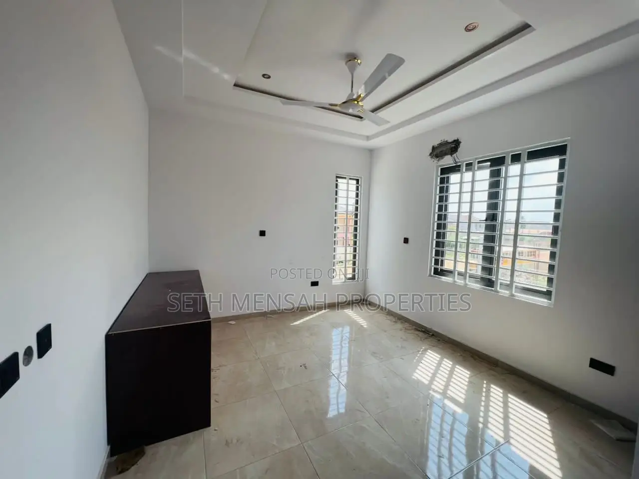 4bdrm House in 4 Bedroom House For, East Legon for Sale