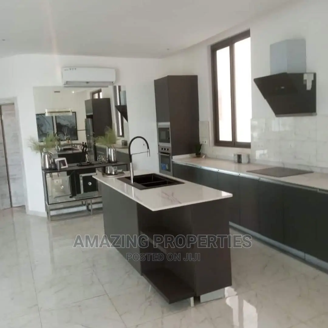 4bdrm House in East Legon Trasacco for Sale