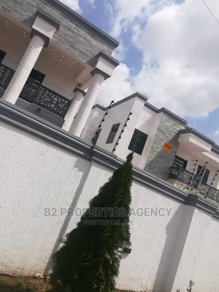 Furnished 4bdrm Maisonette for Sale