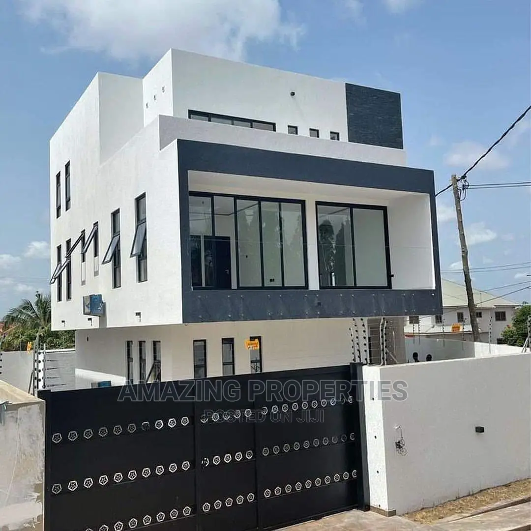 4bdrm House in East Legon for Sale