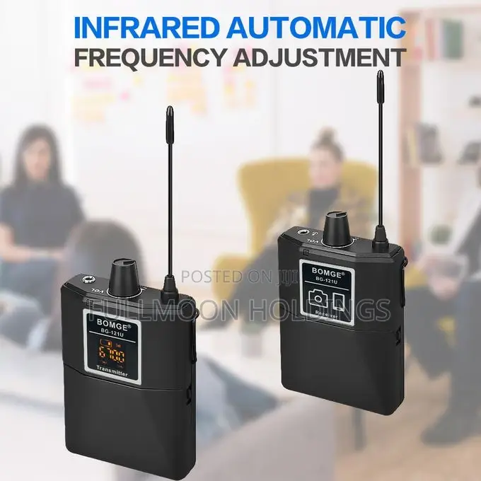 Professional Dual UHF Wireless Lavalier Lapel Microphone