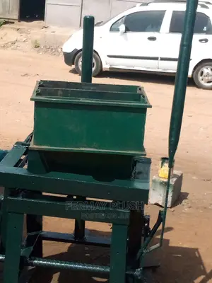 Easy to Operate Small Block Machine