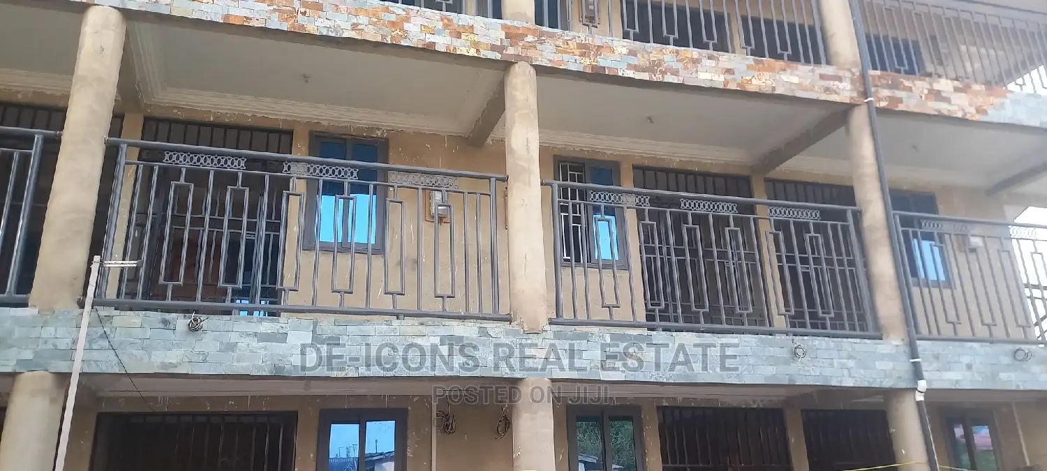 2bdrm Duplex in De-Icons Real Estate, Awutu Senya East Municipal
