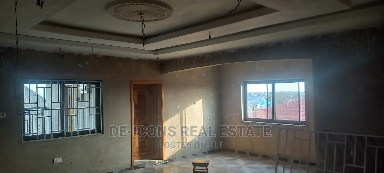 2bdrm Duplex in De-Icons Real Estate, Awutu Senya East Municipal