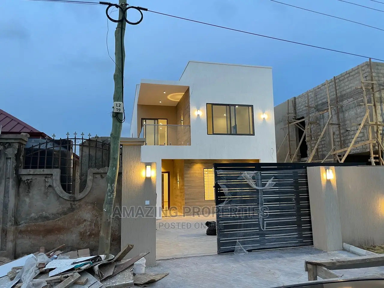4bdrm House in Spintex Community for sale