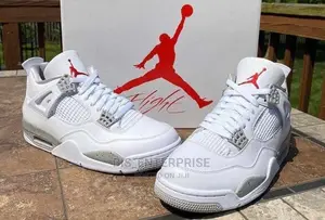 Jordan 3 Sneakers
