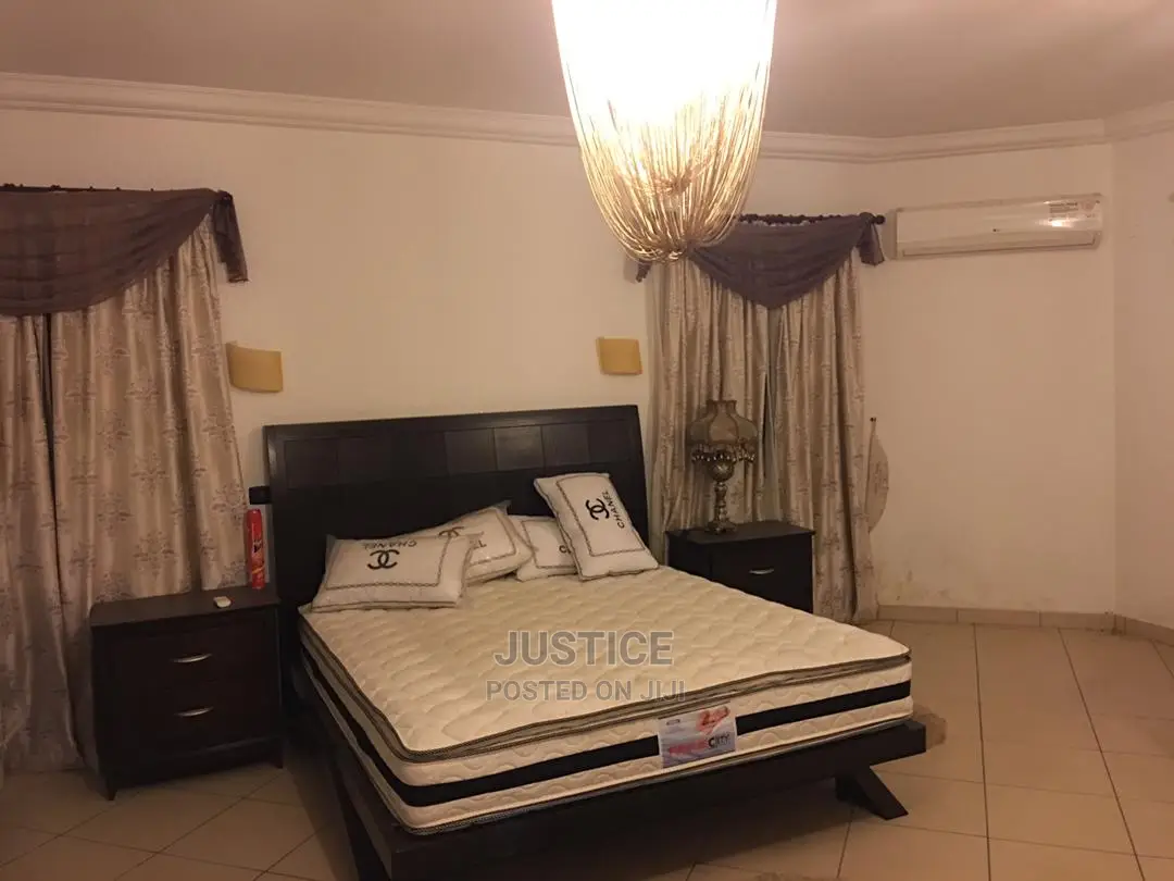 5bdrm Mansion in Trasacco Estate East for sale