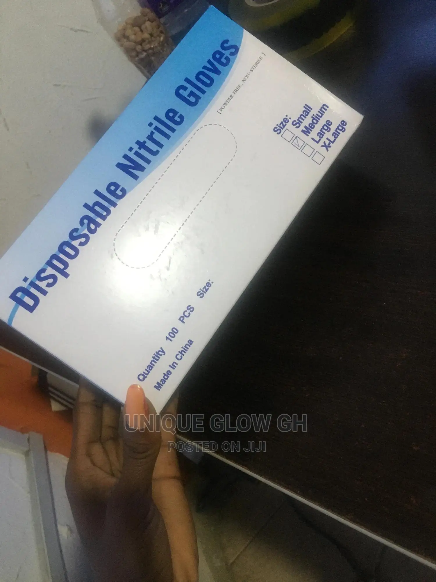 Disposable Nitrile Blue Fits Well, Tight