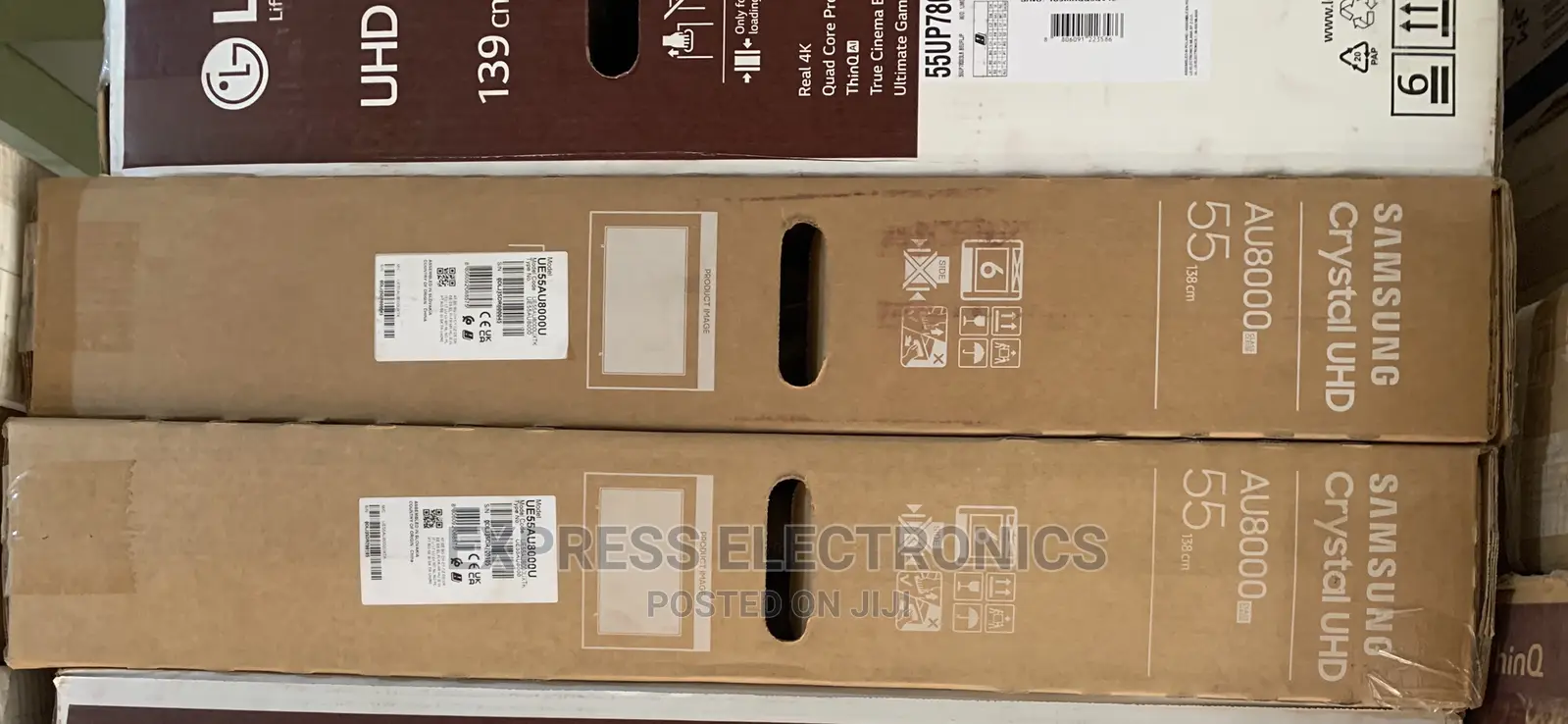 Samsung UHD Smart TV AU8000 +Wireless Keyboard and Mouse