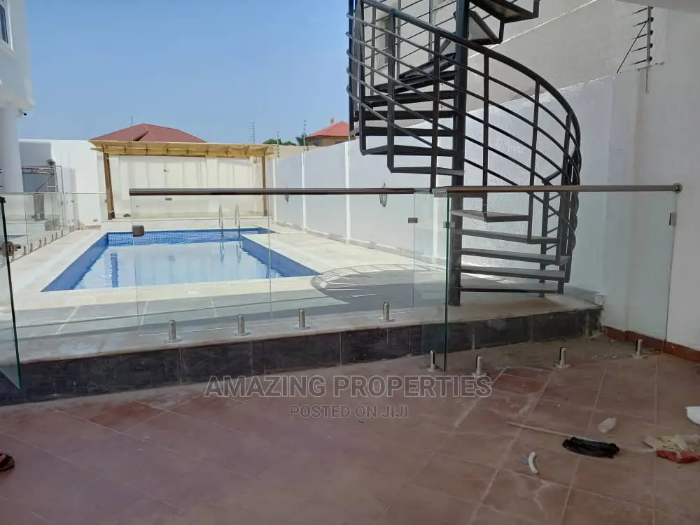 4bdrm House in East Legon for Rent