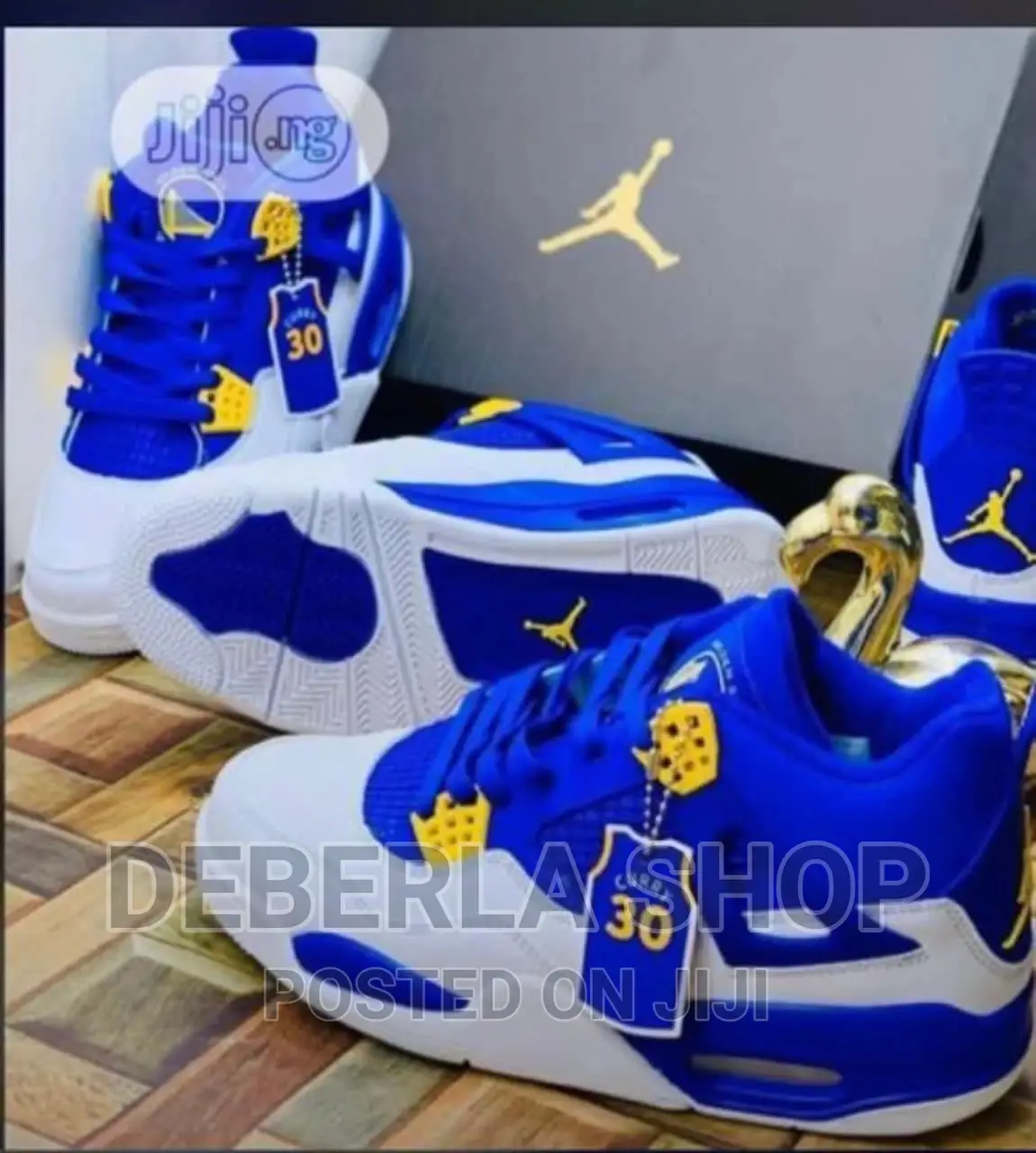 Air Jordan 4 Retro