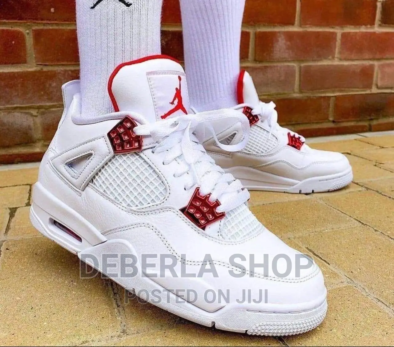 Air Jordan 4 Retro