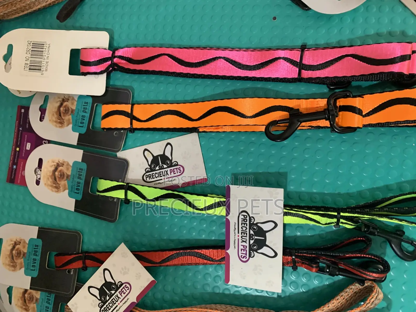 Multicolored Leash for Dogs and Cats