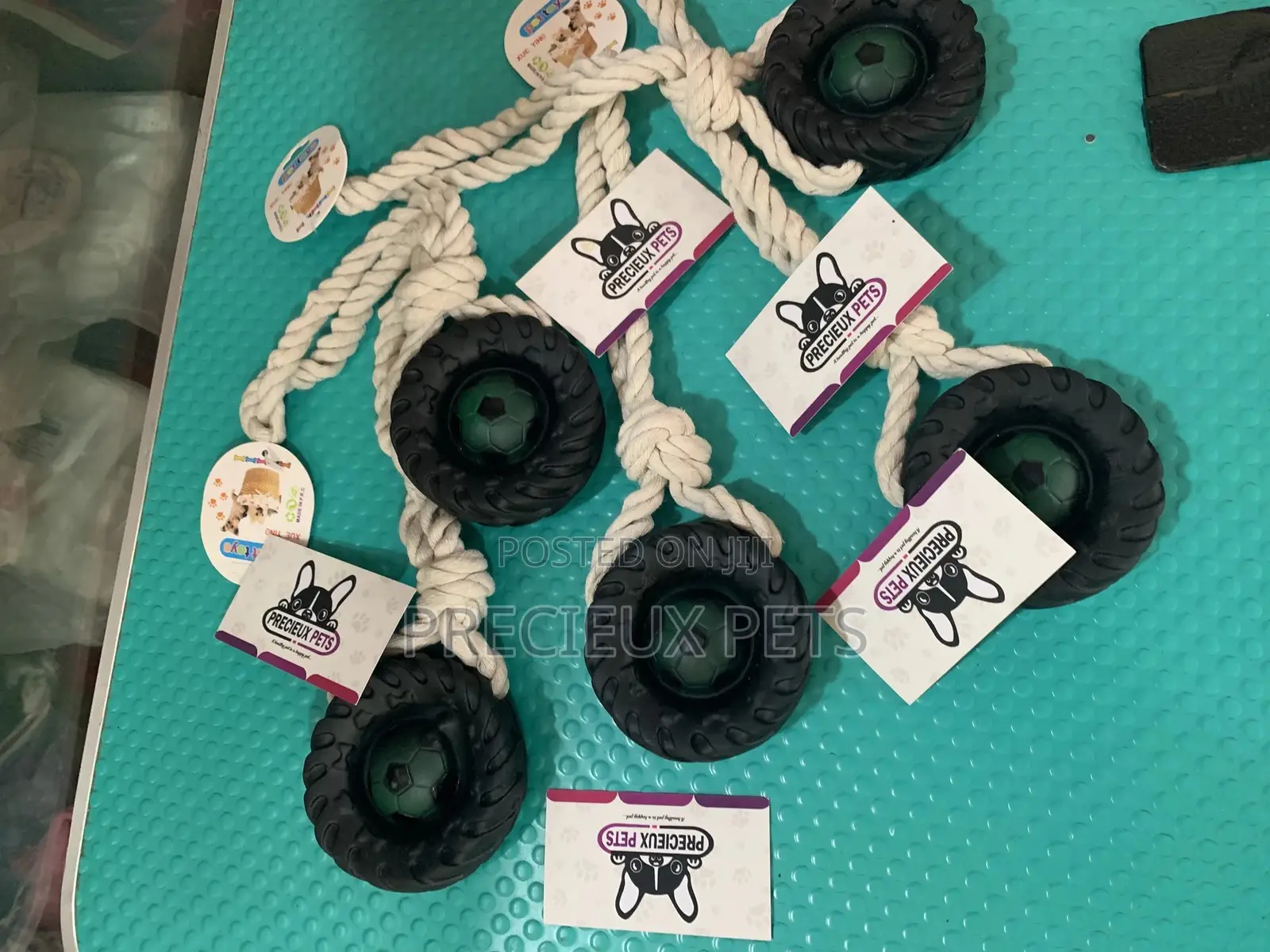 Tire Like Ball Toy for Dogs and Cats