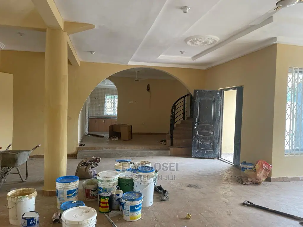 5bedroom Self Compound Around Westhill Mall Kasoa Roads
