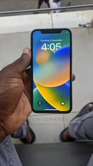 Apple iPhone X 256 GB White