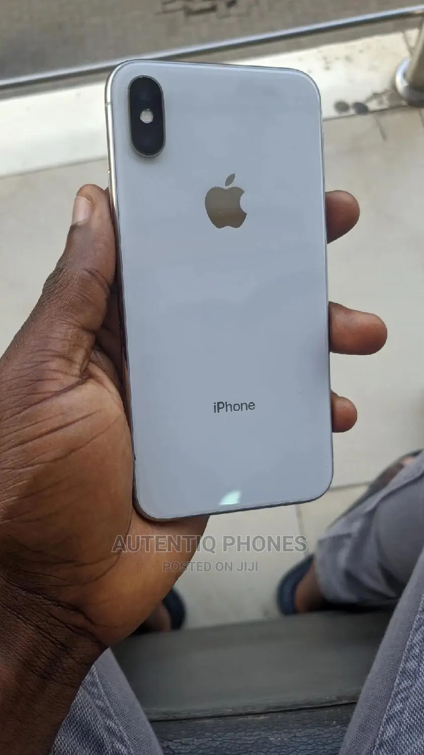 Apple iPhone X 256 GB White