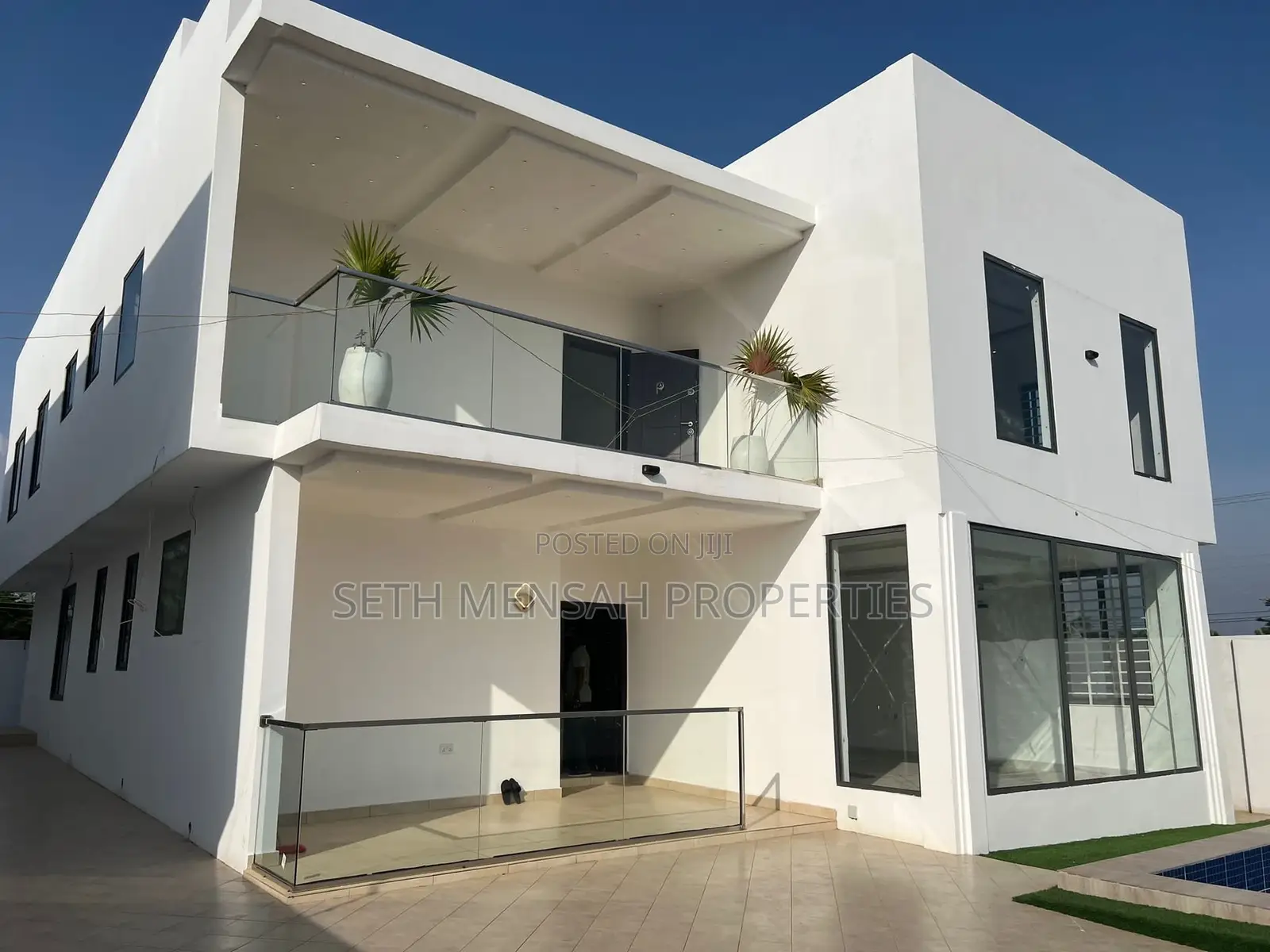 4bdrm House in Skm, East Legon for Sale