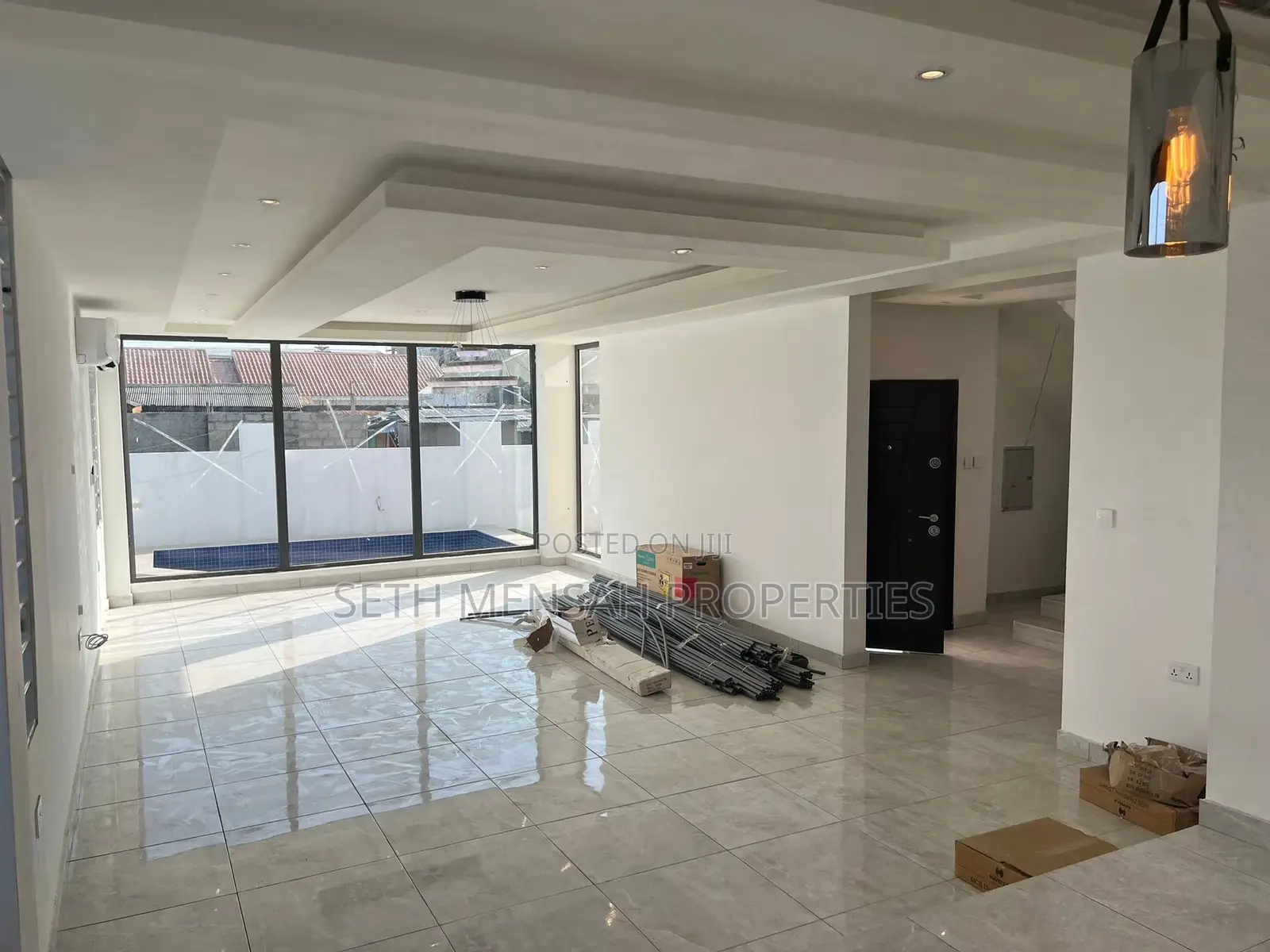 4bdrm House in Skm, East Legon for Sale