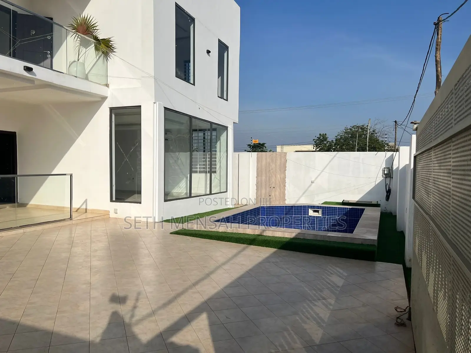 4bdrm House in Skm, East Legon for Sale