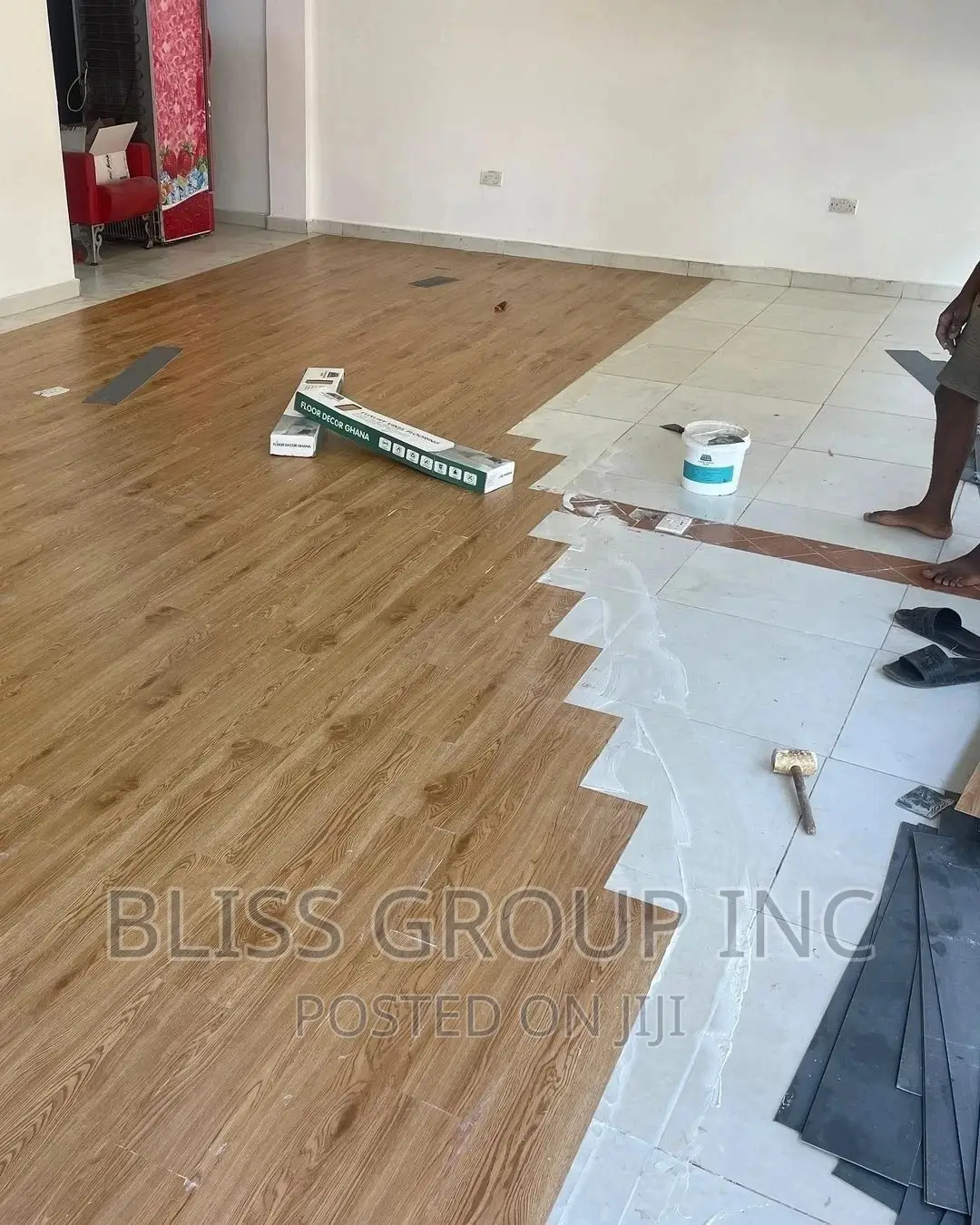 Modern PVC Vinyl Floor and Wall Tiles