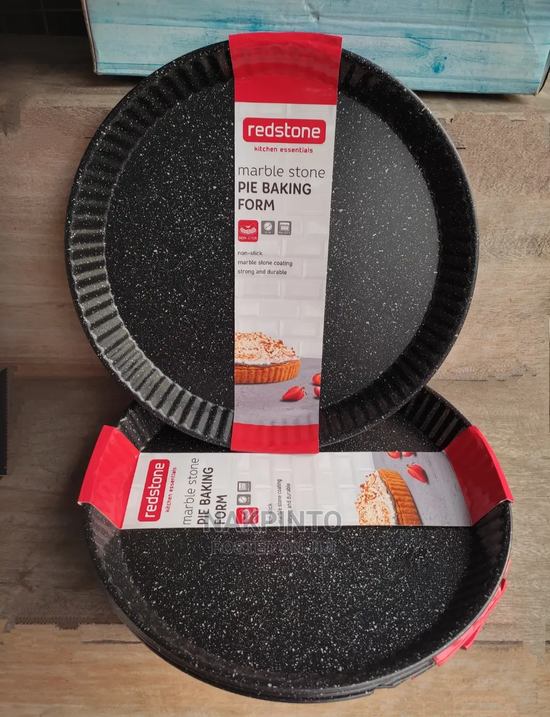 Cake Pan. Tart Pan ( Pie Baking Tin ) 30cm
