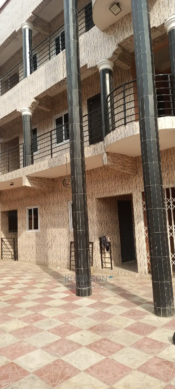 2bdrm Apartment in Dr Roko, Ablekuma for rent