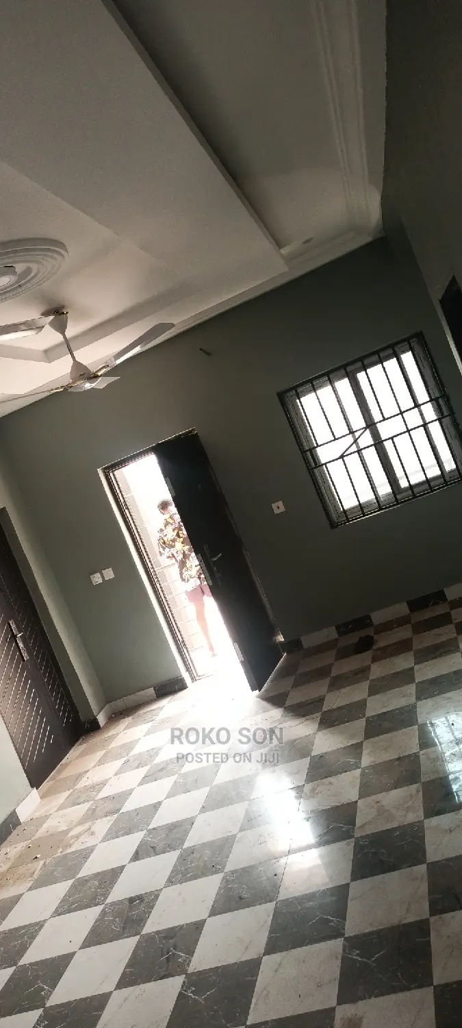 2bdrm Apartment in Dr Roko, Ablekuma for rent
