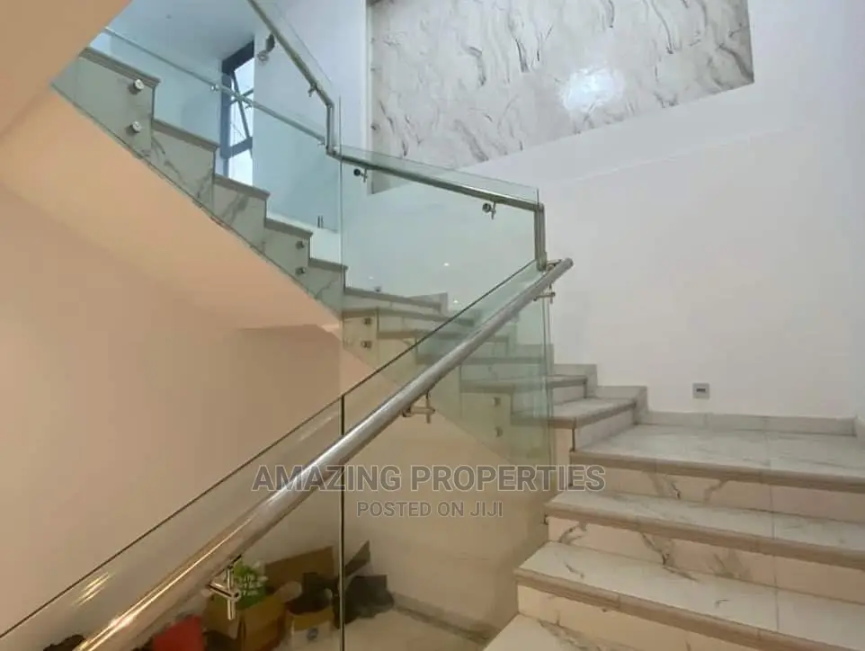4bdrm House in East Legon for Sale