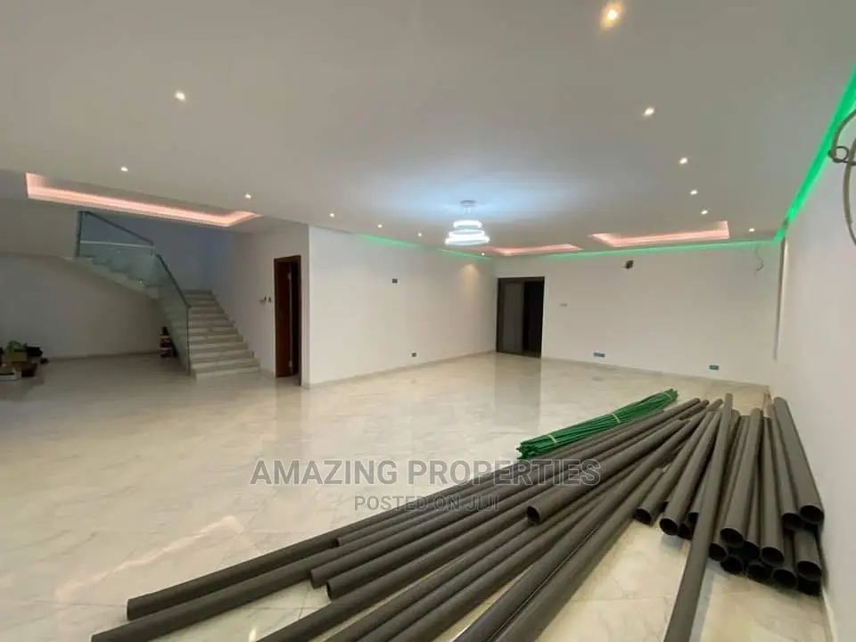 4bdrm House in East Legon for Sale