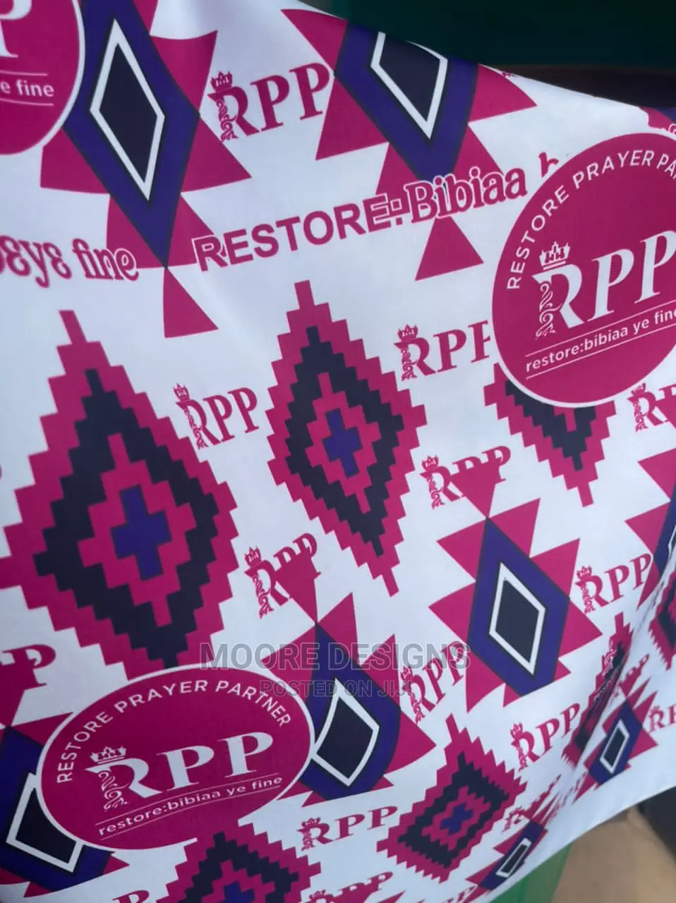 Affordable Cloth Printing for Schools Organizations
