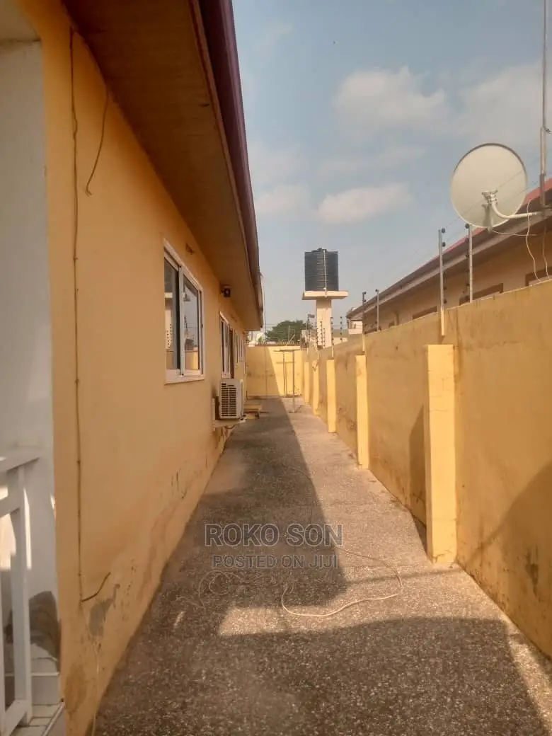 3bdrm House in Dr Roko, Dome for rent