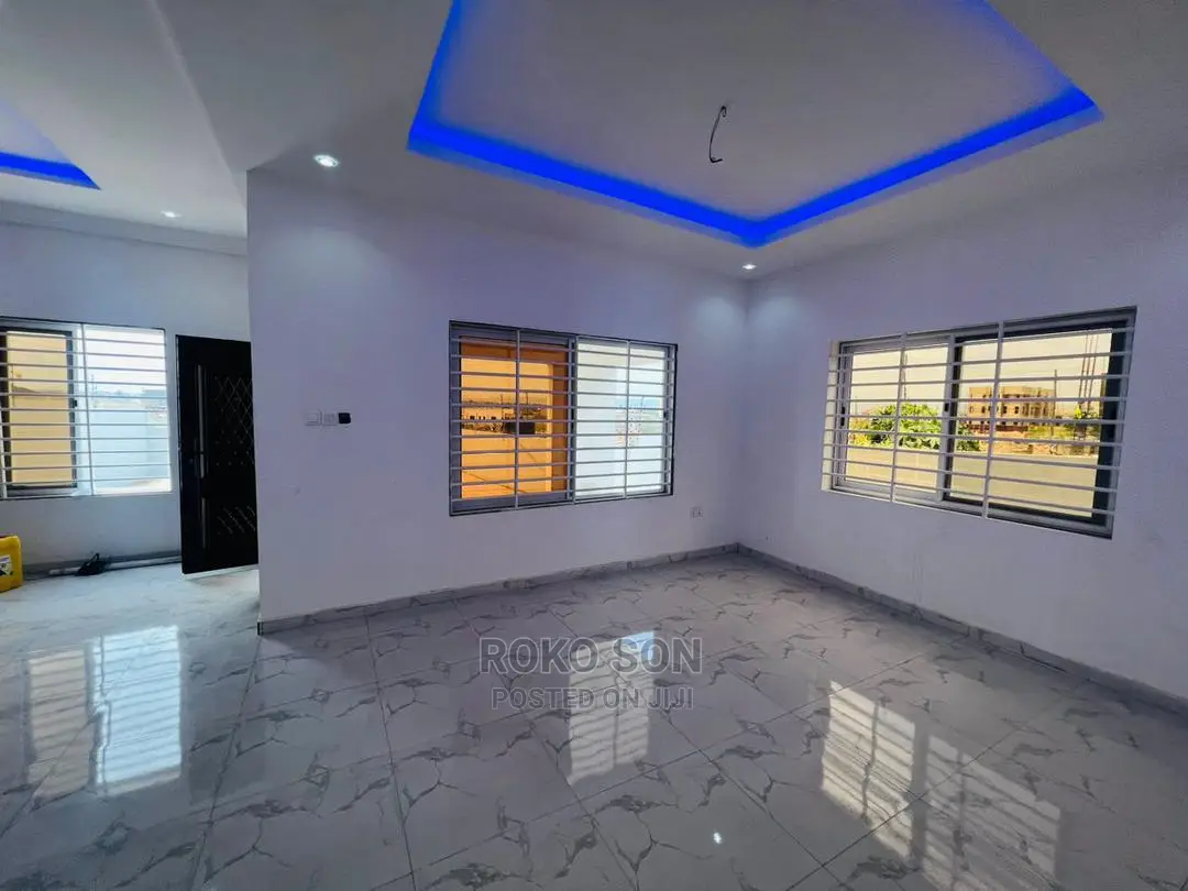 3bdrm House in Dr Roko, Spintex for rent