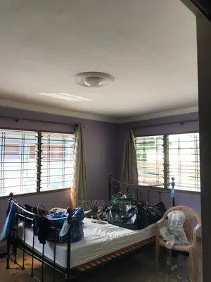 4bdrm House in Dansoman for Sale