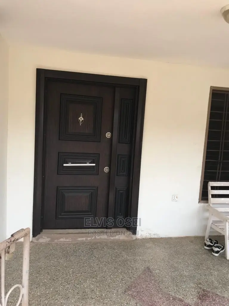 4bdrm House in Dansoman for Sale