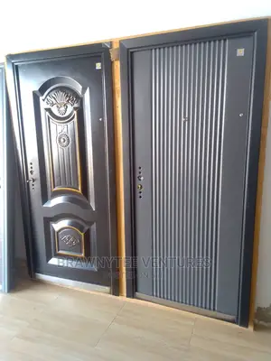 P. Durable Antirust Door