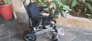 Quality Foldable Electric Wheelchair With Good Battery