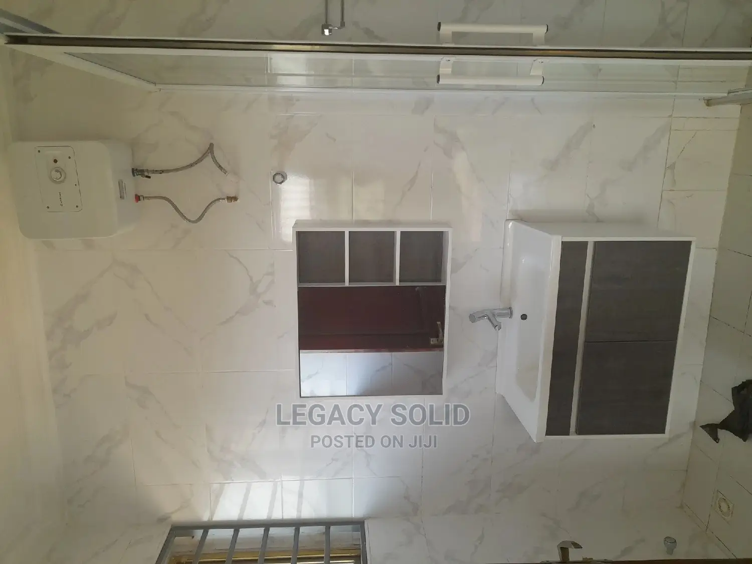 3bdrm Apartment in Legacy Solid Real, Tseaddo for rent
